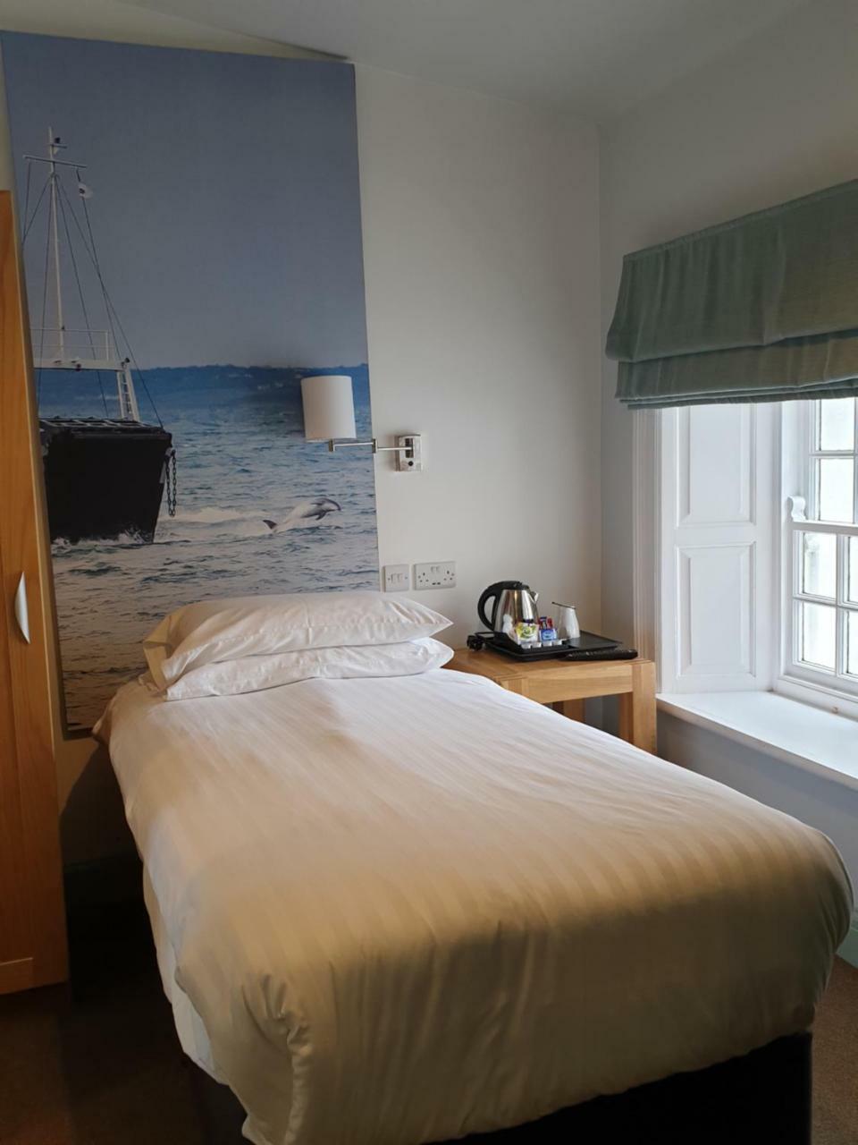 Manor House Rathlin Island Hotel Ballycastle Eksteriør billede