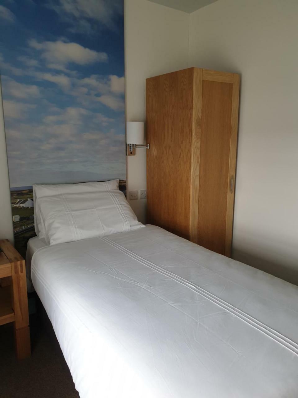 Manor House Rathlin Island Hotel Ballycastle Eksteriør billede